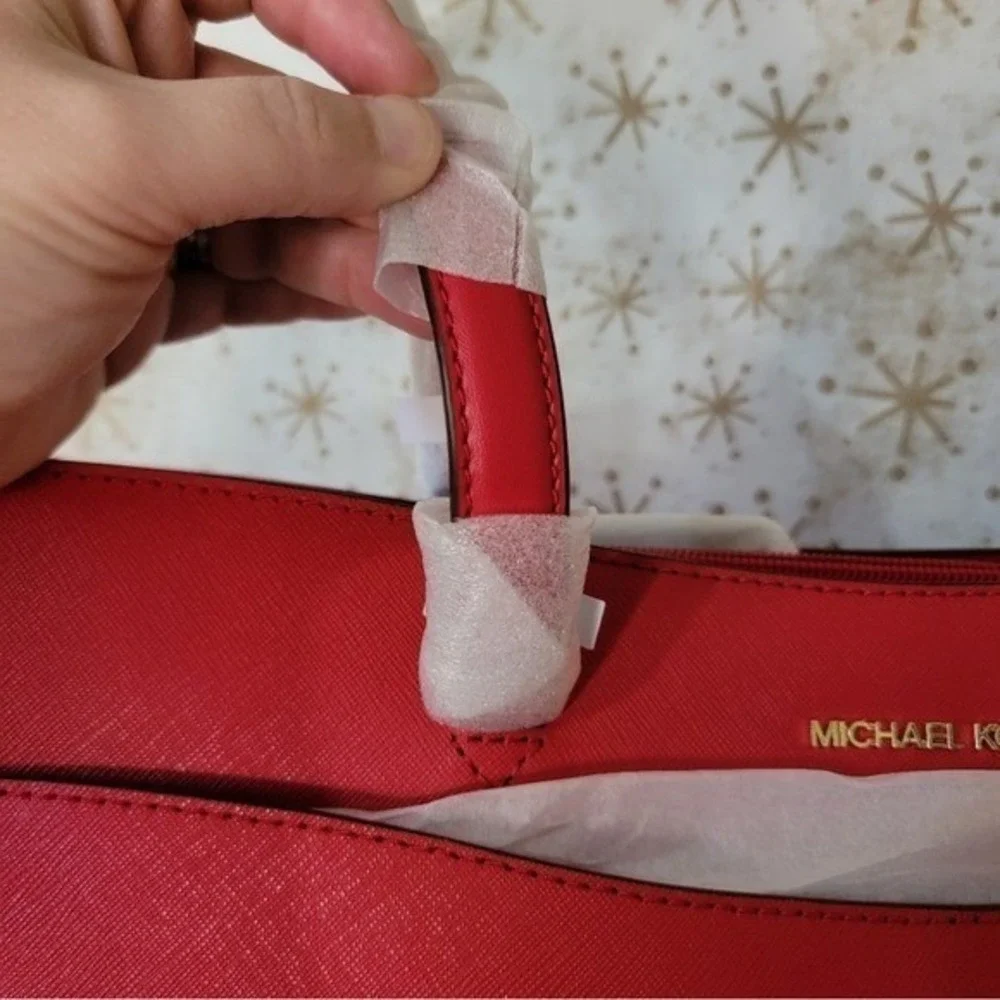 Michael Kors Red Tote‎ Bag with Structured Design - Picture 6 of 16